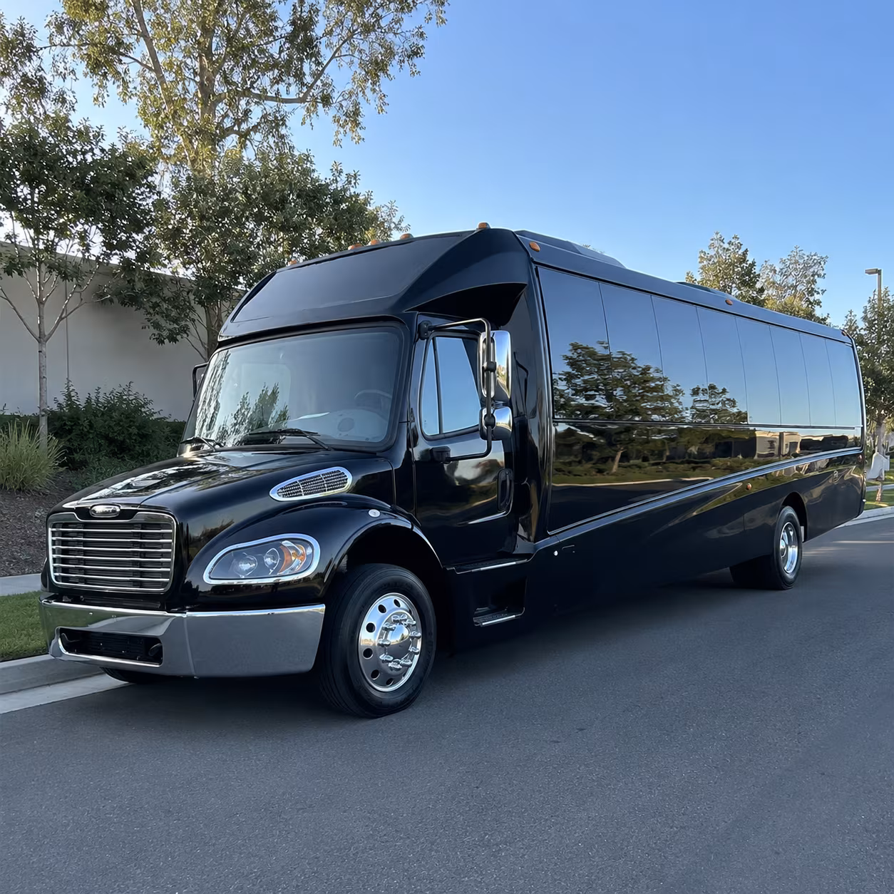 bus rentals for santa fe youth group events and teen ministry trips