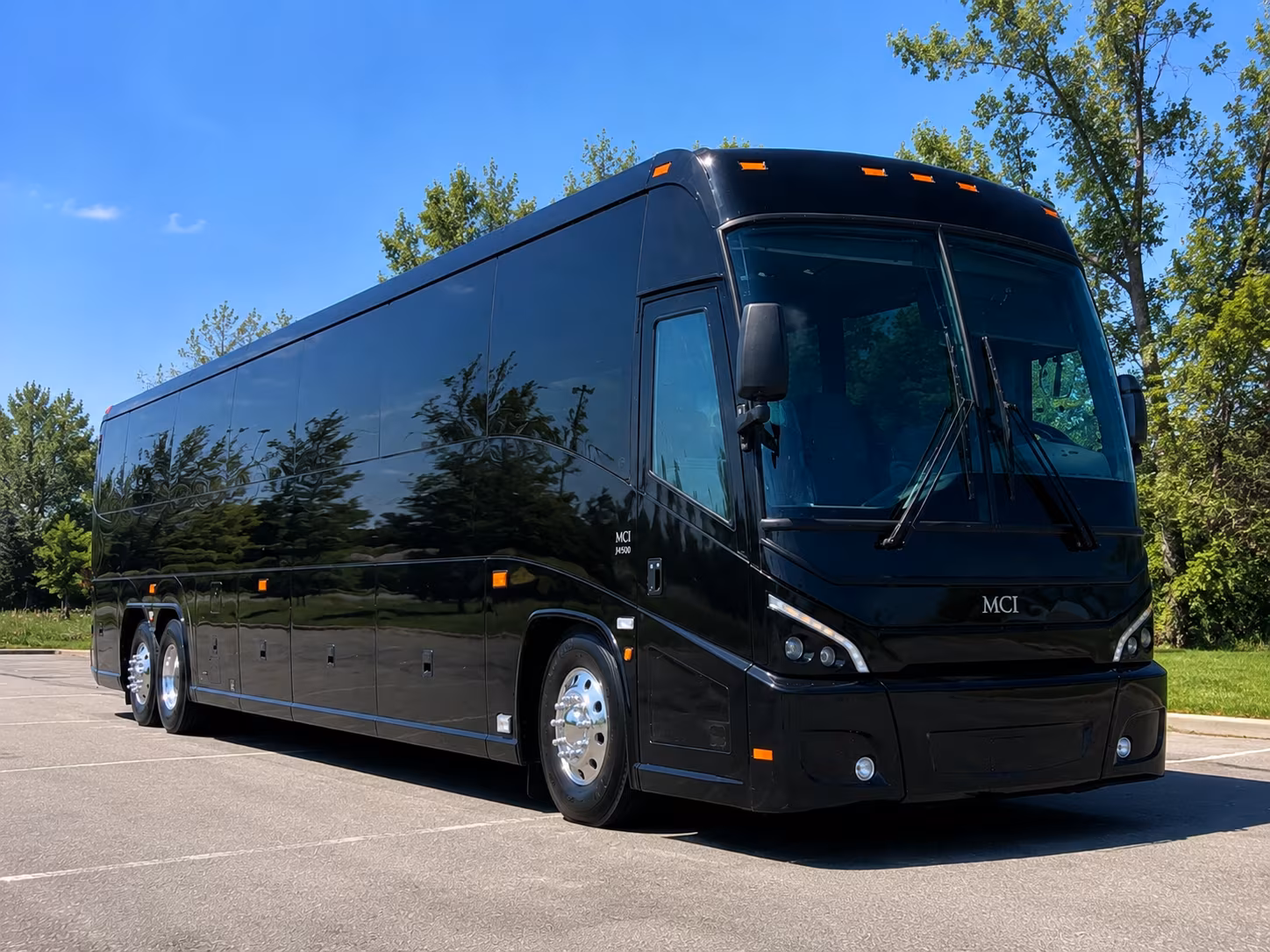 charter bus service for santa fe s government and research campuses