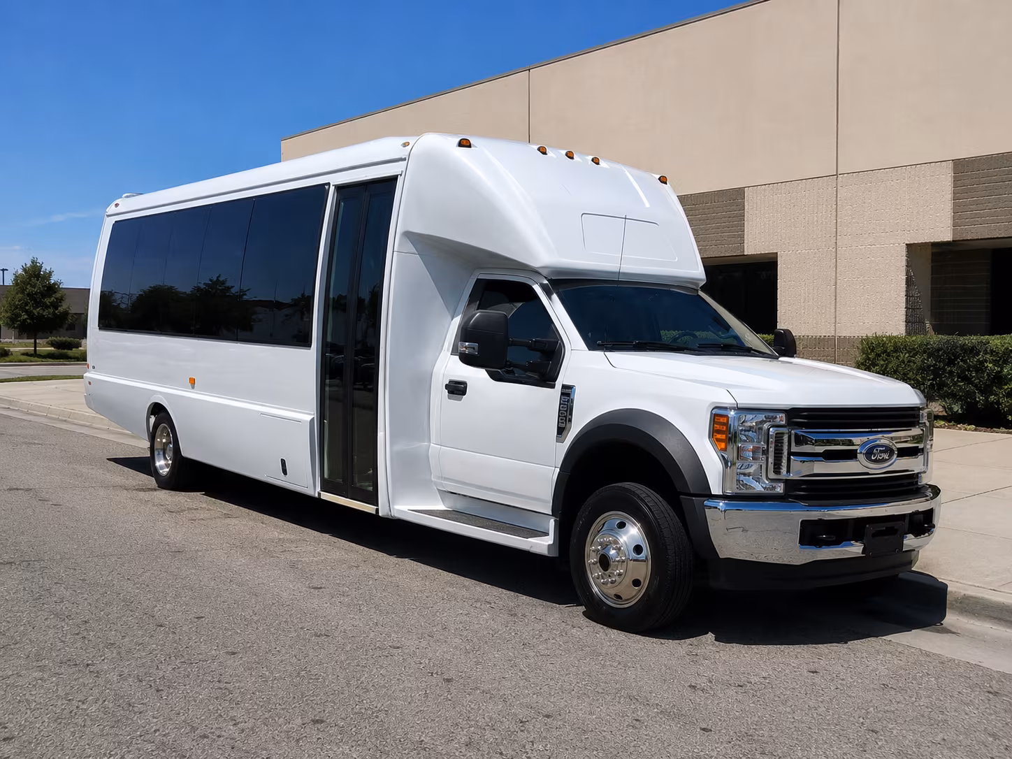corporate and conference buses for santa fe events