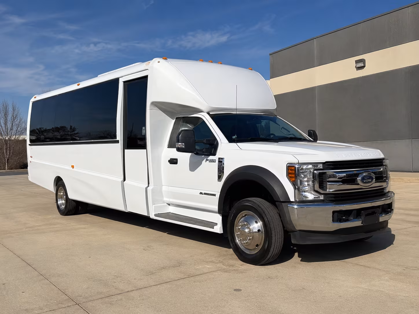 wedding and rehearsal dinner buses in santa fe